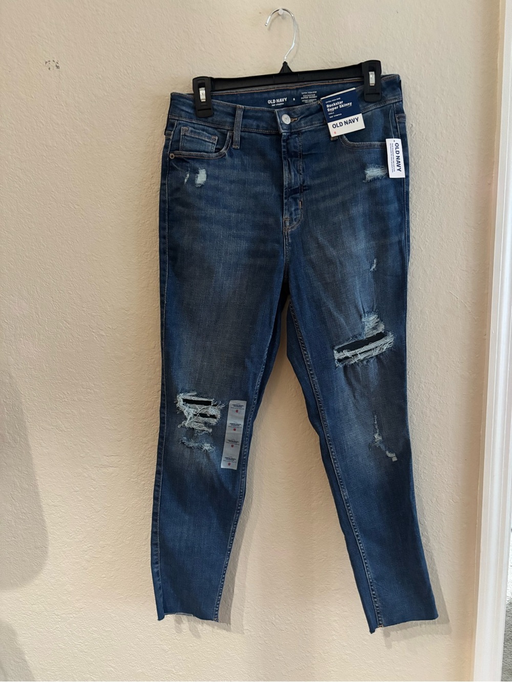 Neat Old Navy Women's Dark Blue Distressed Skinny Jeans Size 8
